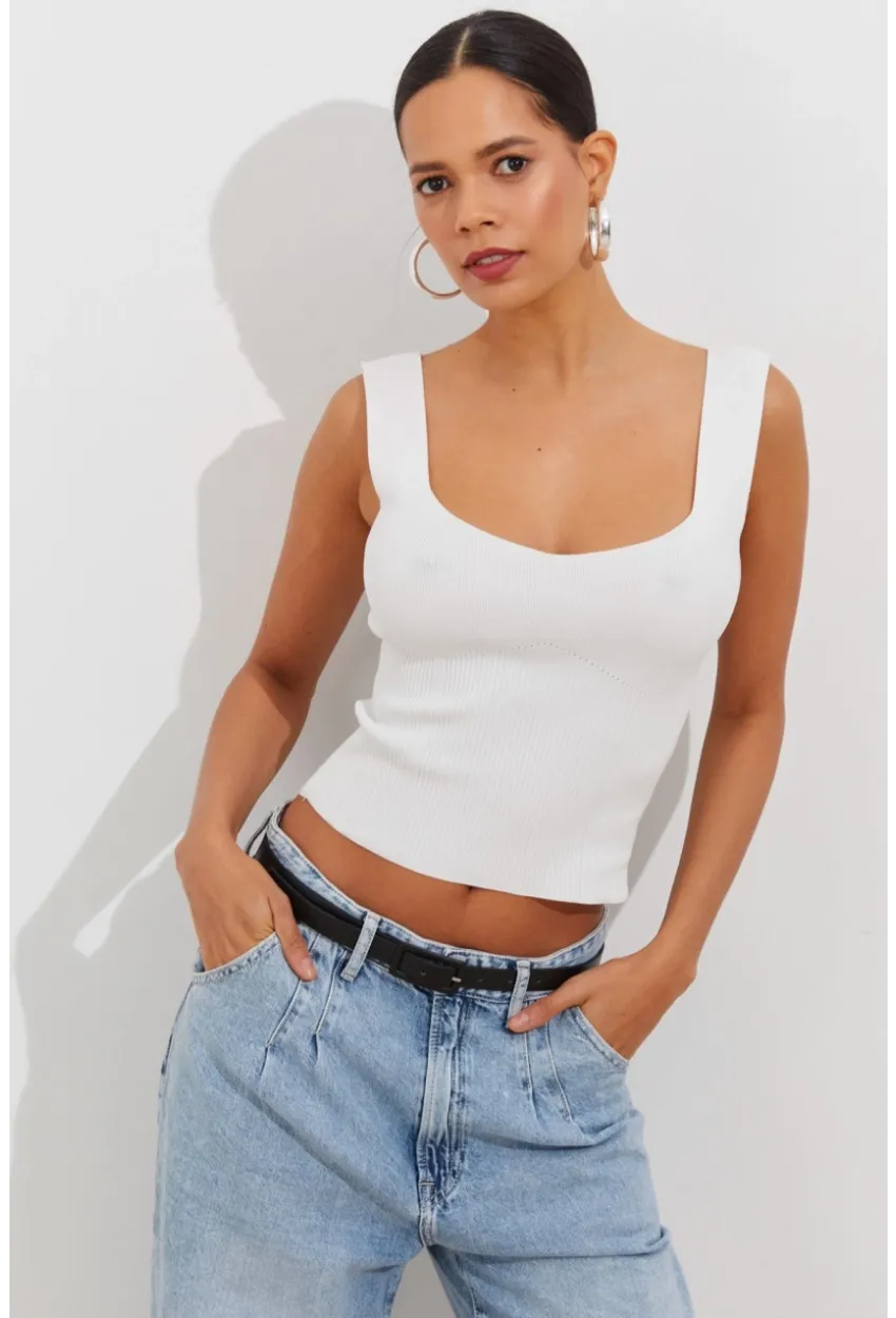 Kadın Beyaz Triko Atlet YV117