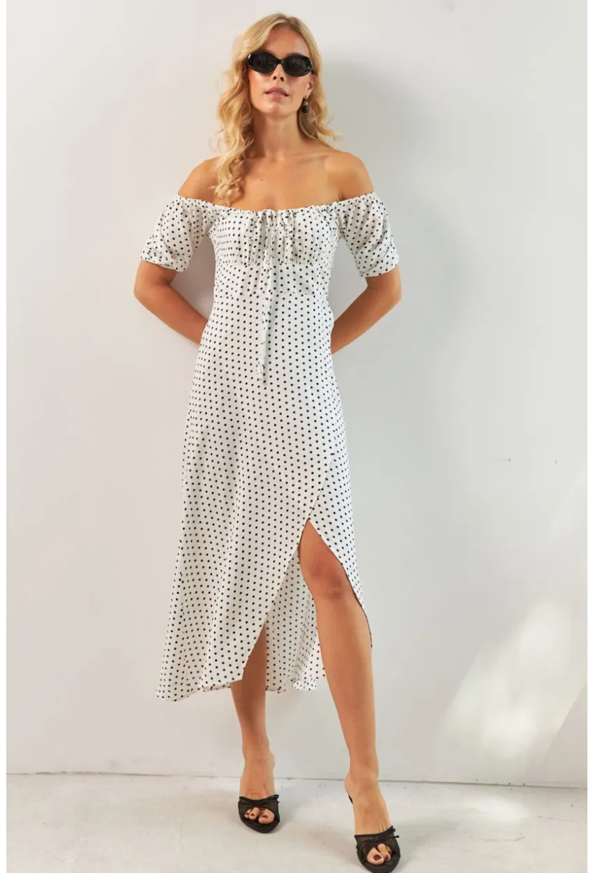 Kadın Beyaz Yırtmaçlı Desenli Midi Elbise KED0243