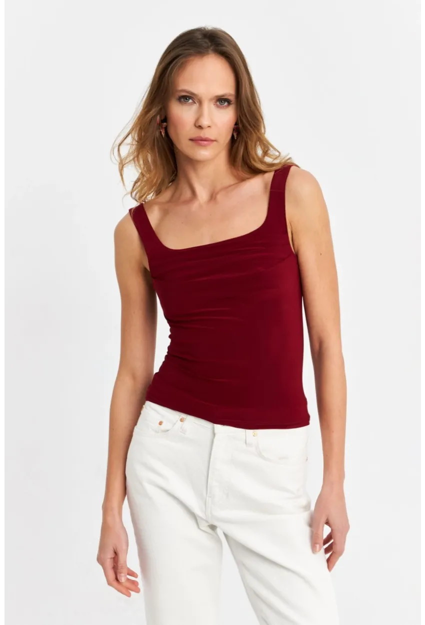 Kadın Bordo Degaje Yaka Askılı Atlet GÇ199