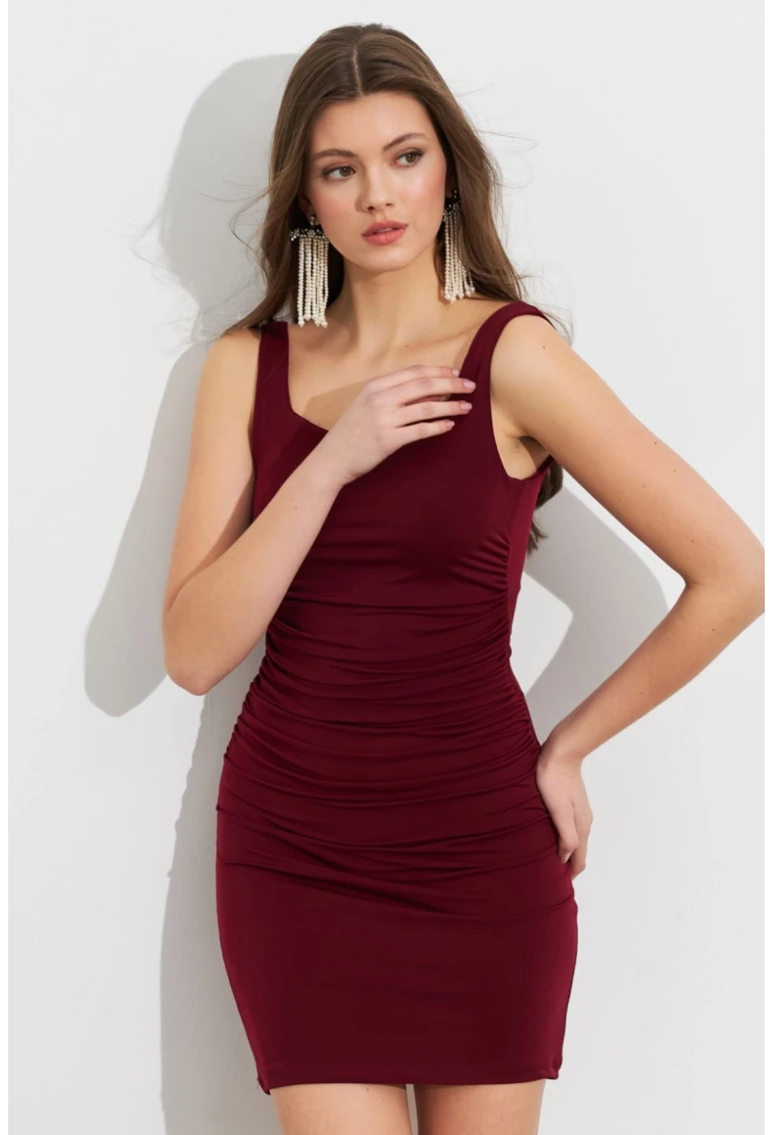 Kadın Bordo Kare Yaka Büzgülü Mini Elbise FRY2308