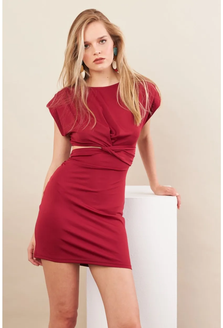 Kadın Bordo Omuzları Vatkalı Pencereli Mini Elbise İRE103