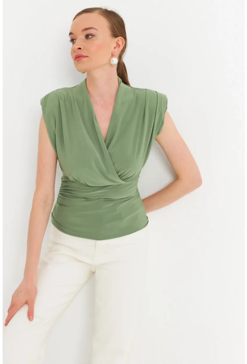 Kadın Çağla Yeşili Vatkalı Kruvaze Bluz MTK13213