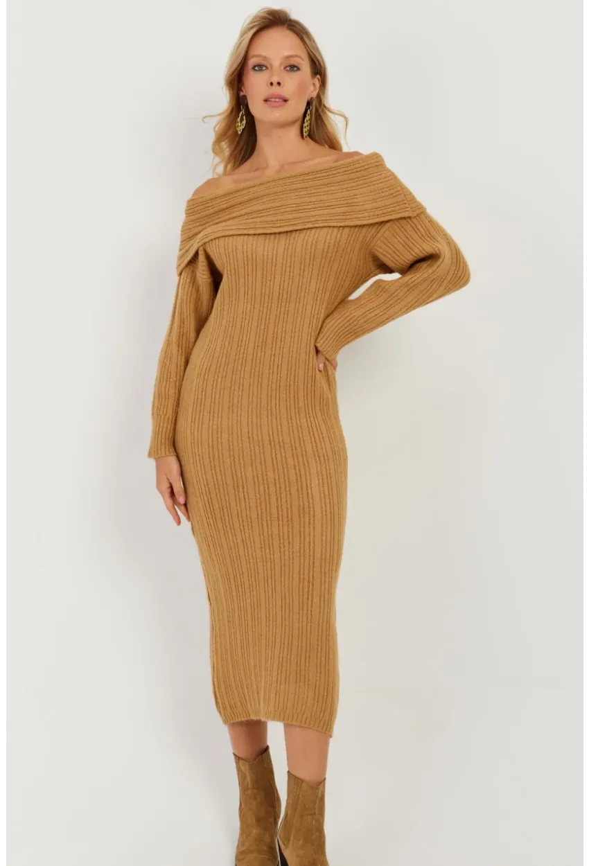 Kadın Camel Madonna Yaka Triko Midi Elbise KZ2503