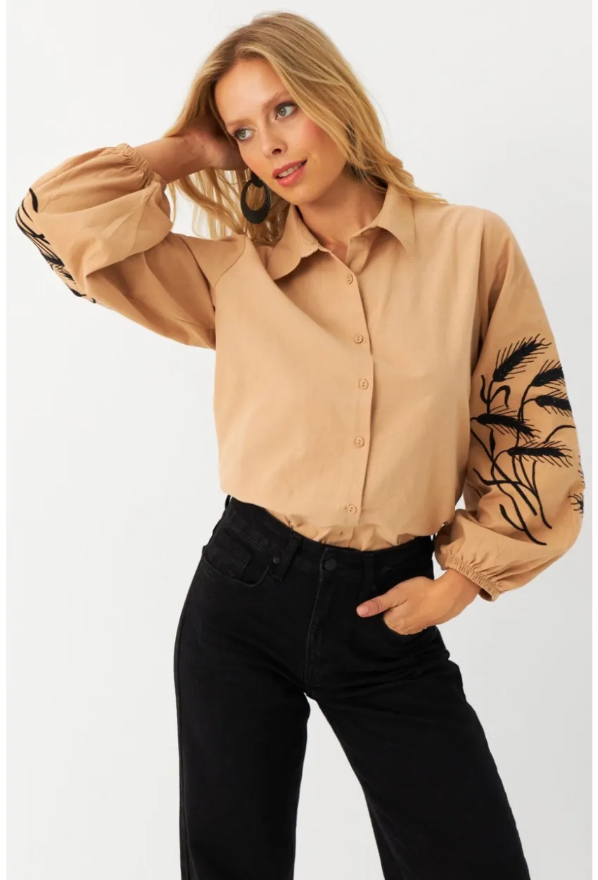 Kadın Camel Nakışlı Balon Kol Gömlek MQS5603