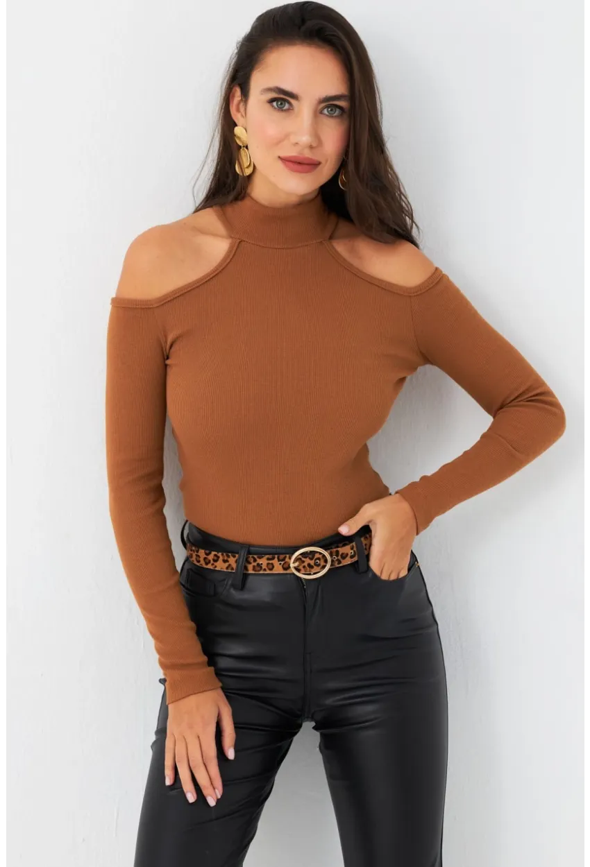 Kadın Camel Omuzları Açık Kaşkorse Bluz EY2590