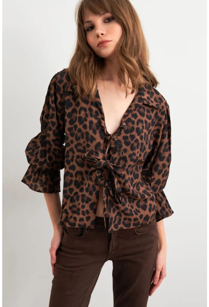 Kadın Camel-Siyah Bağlama Detaylı Leopar Gömlek FS9340