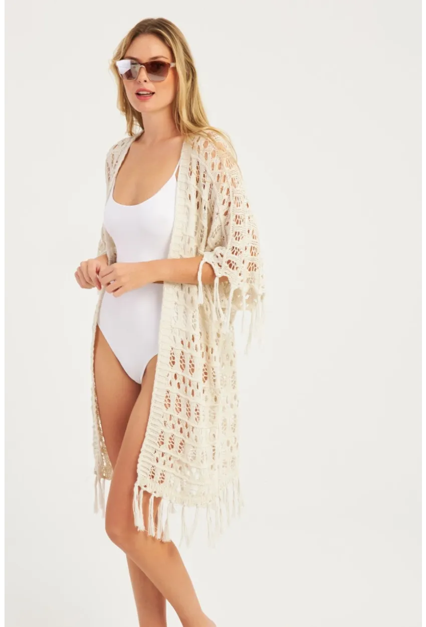 Kadın Ekru Ajurlu Püsküllü Hırka YV224