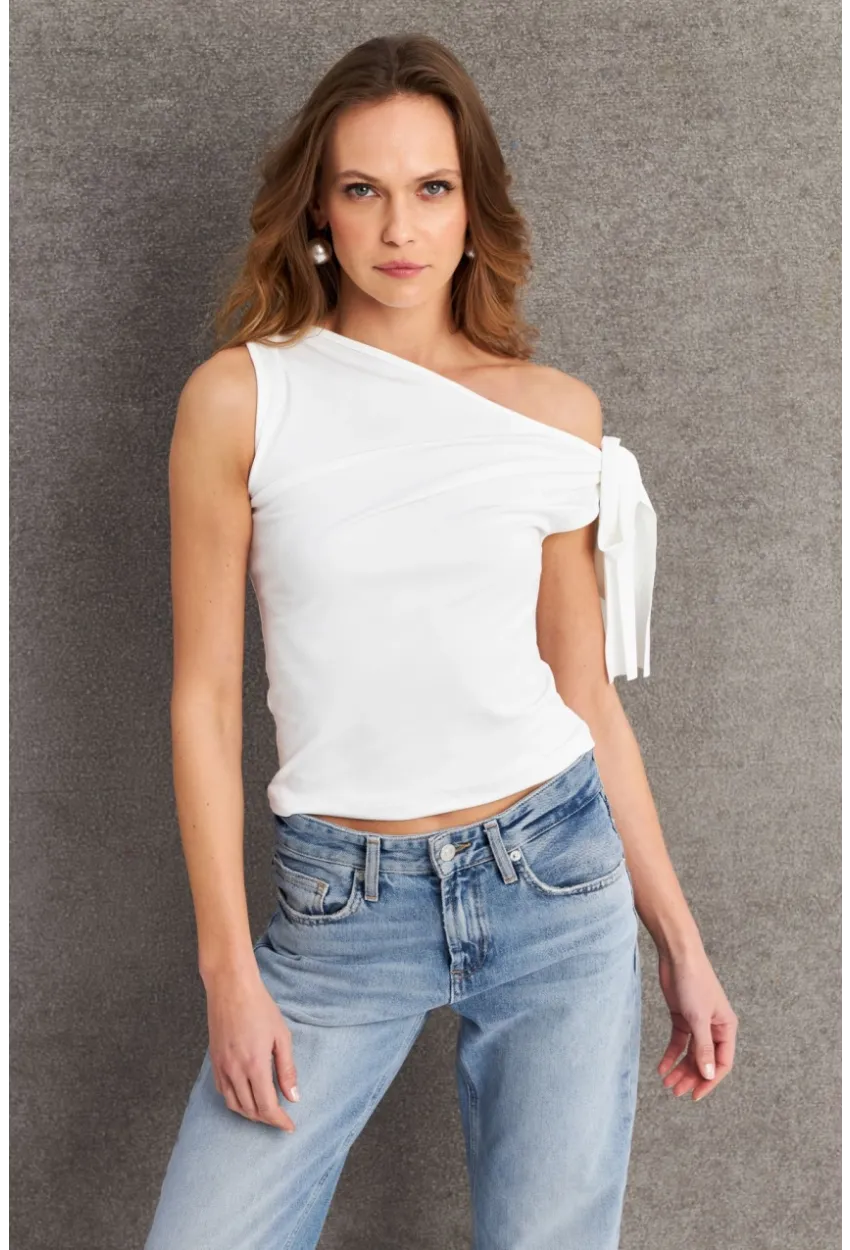 Kadın Ekru Bağlama Detaylı Bluz TF50