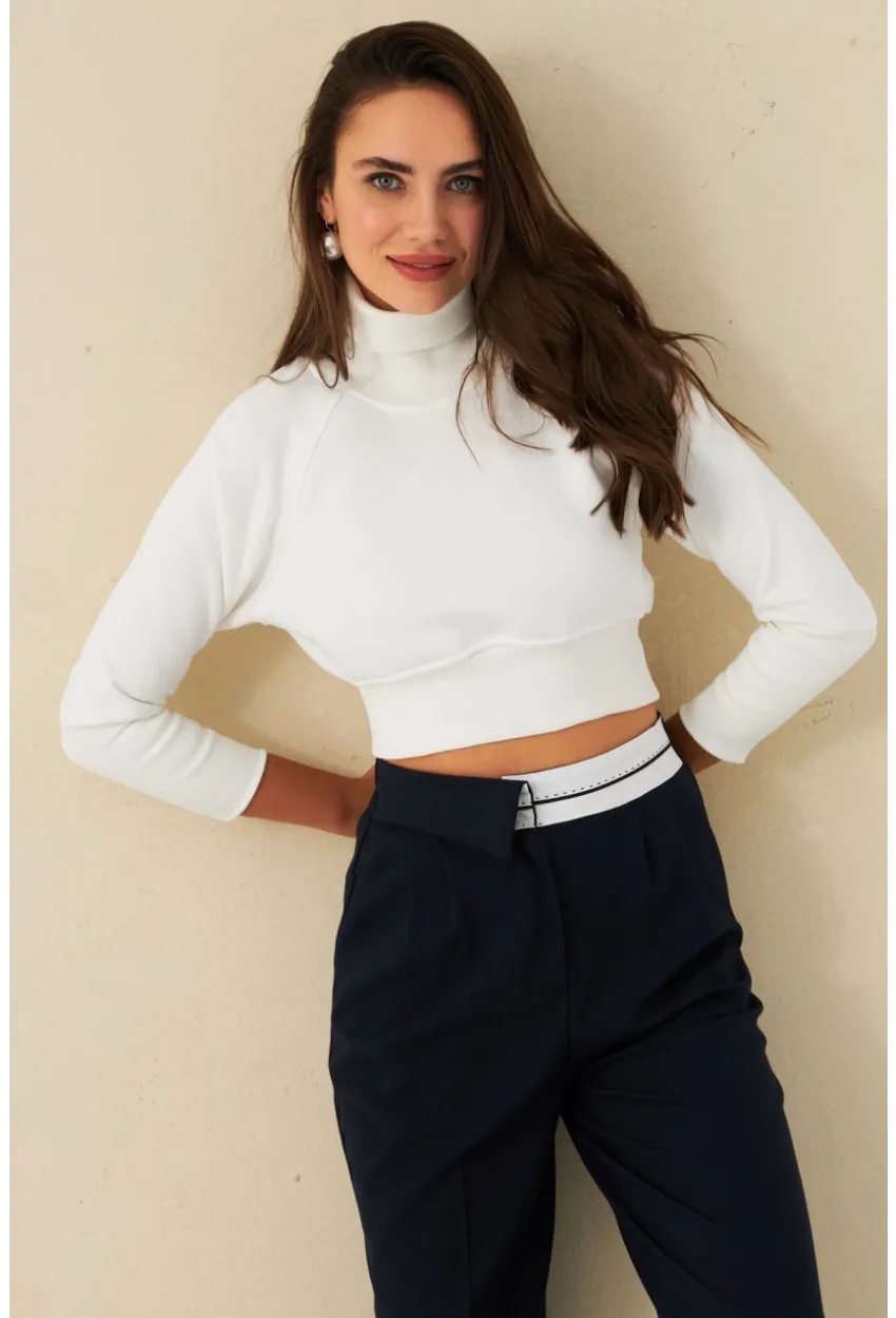 Kadın Ekru Balıkçı Crop Sweatshirt DY1469