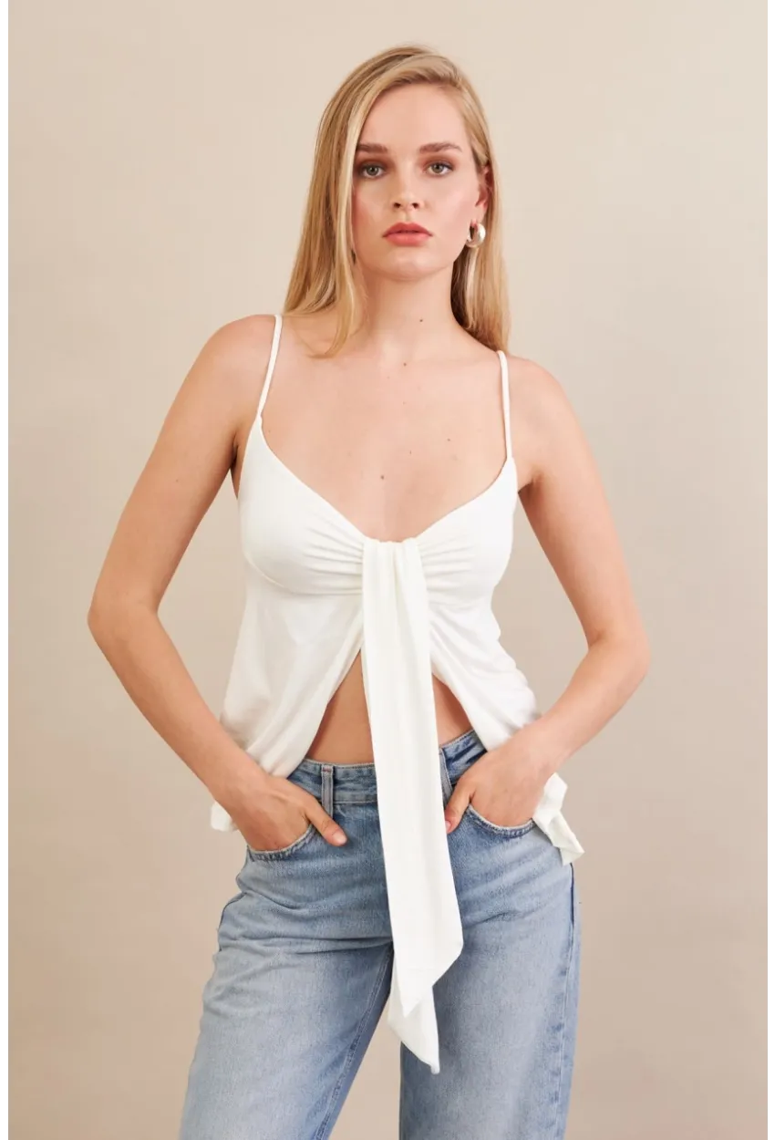 Kadın Ekru Büzgülü Asimetrik Bluz ZH172