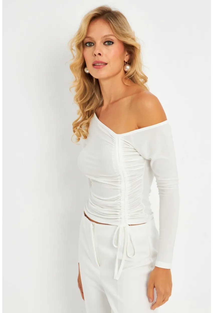 Kadın Ekru Büzgülü Bluz GÇ188