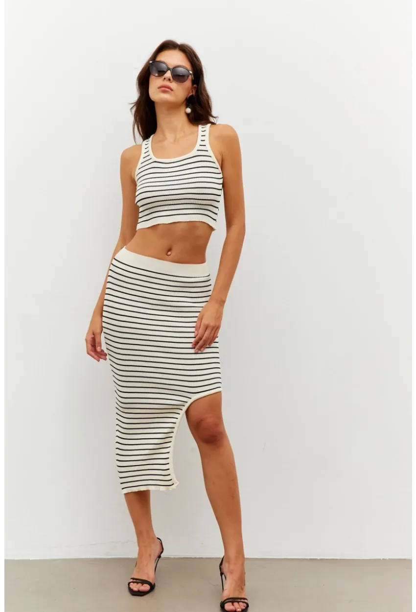 Kadın Ekru Çizgili Yırtmaçlı Alt Üst Takım KZ2468