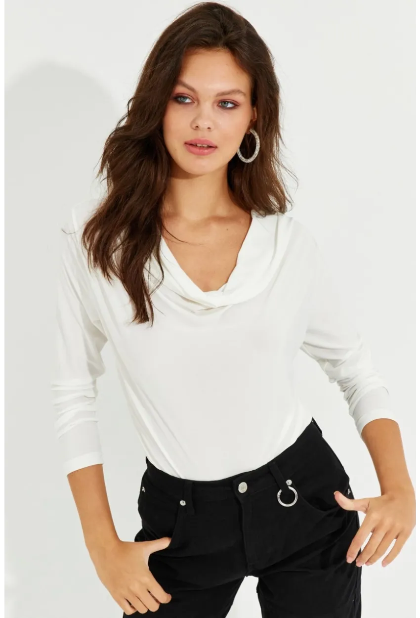 Kadın Ekru Degaje Yaka Bluz LPP1234
