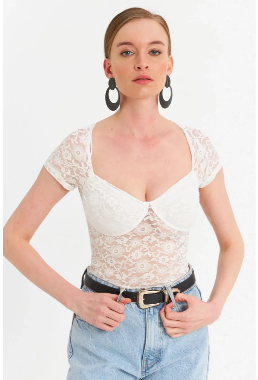 Kadın Ekru Kalp Yaka Tül Crop Bluz TPG05