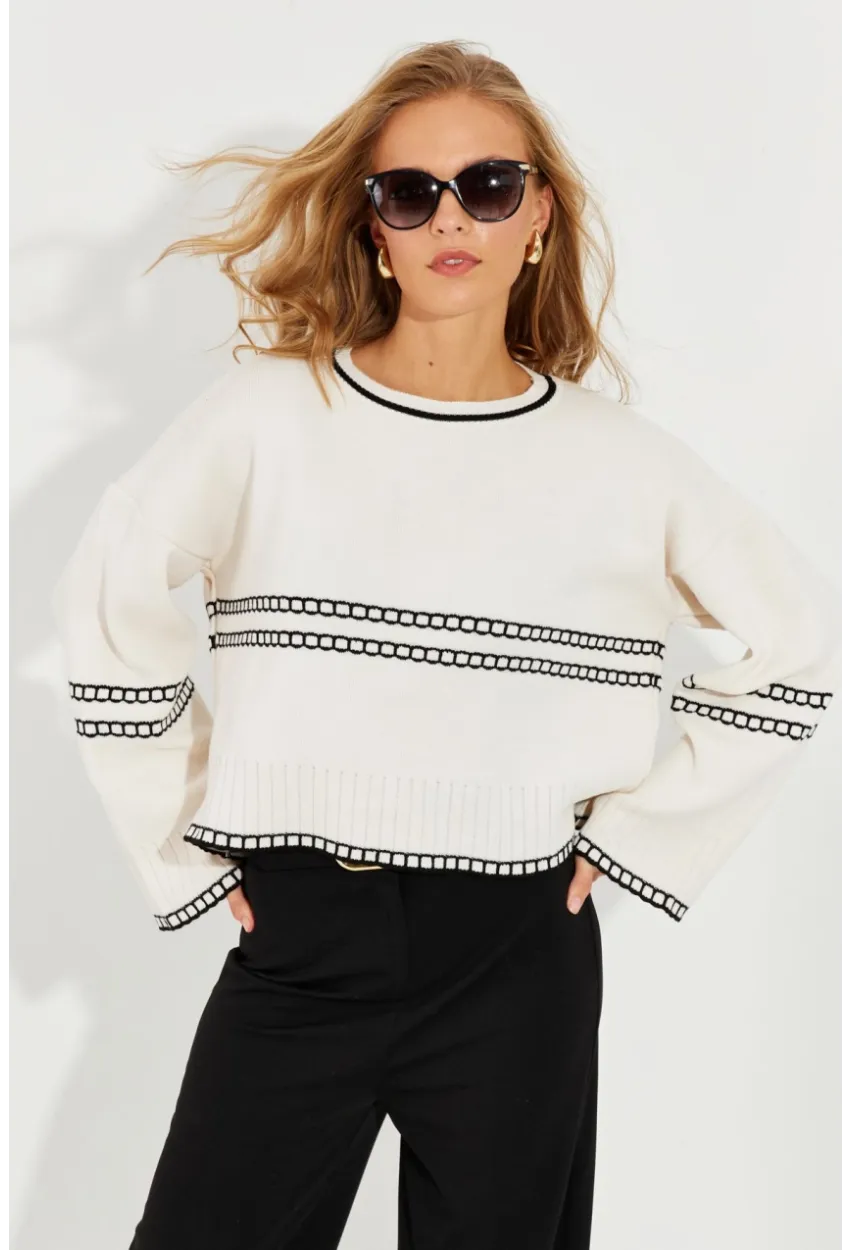 Kadın Ekru Salaş Triko Kısa Kazak YZ518