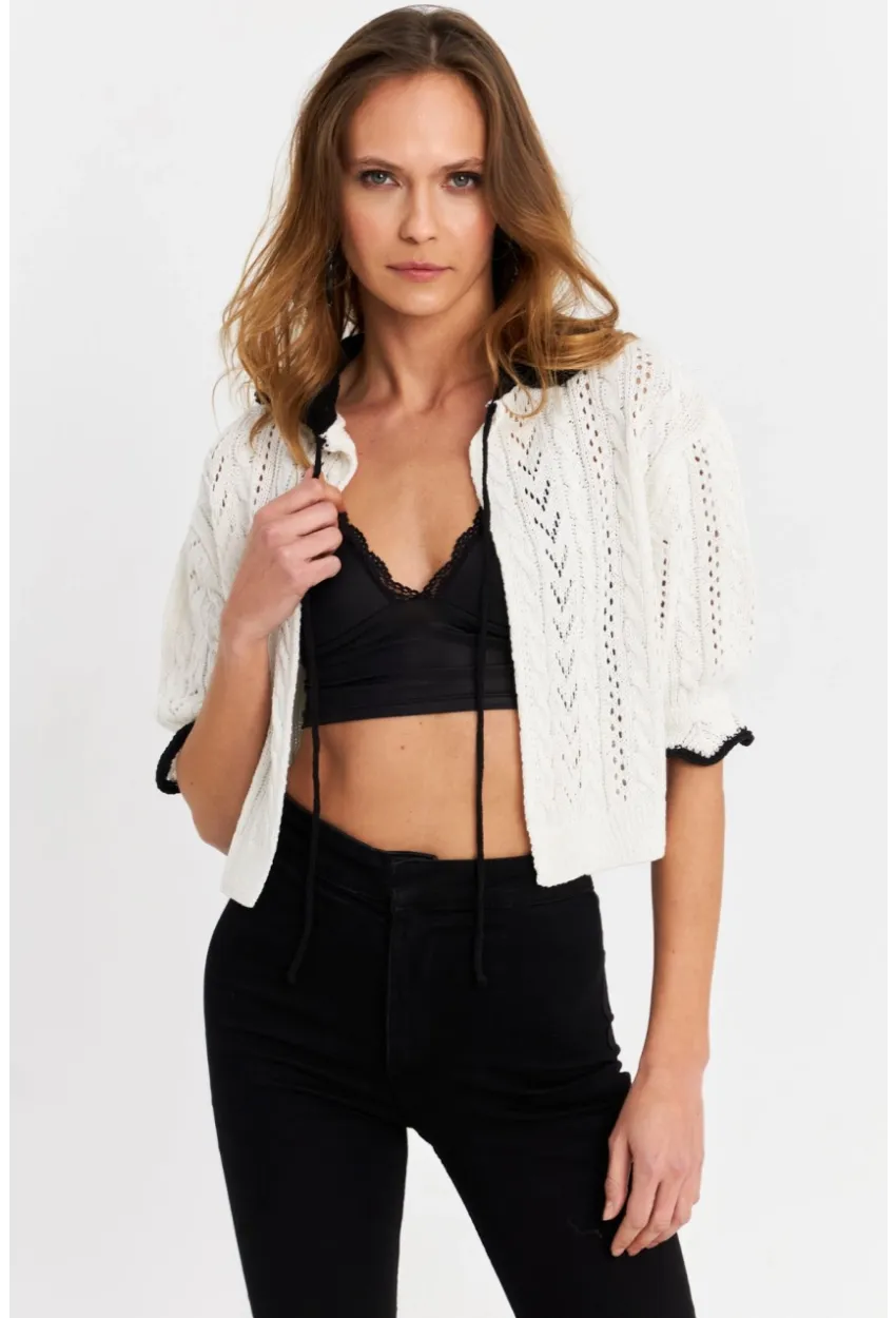 Kadın Ekru-Siyah Ajurlu Triko Hırka YV307