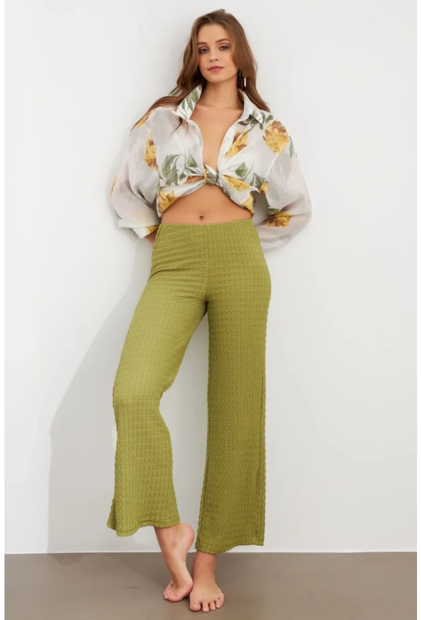 Kadın Fıstık Yeşil Gofre Pantolon ZH326