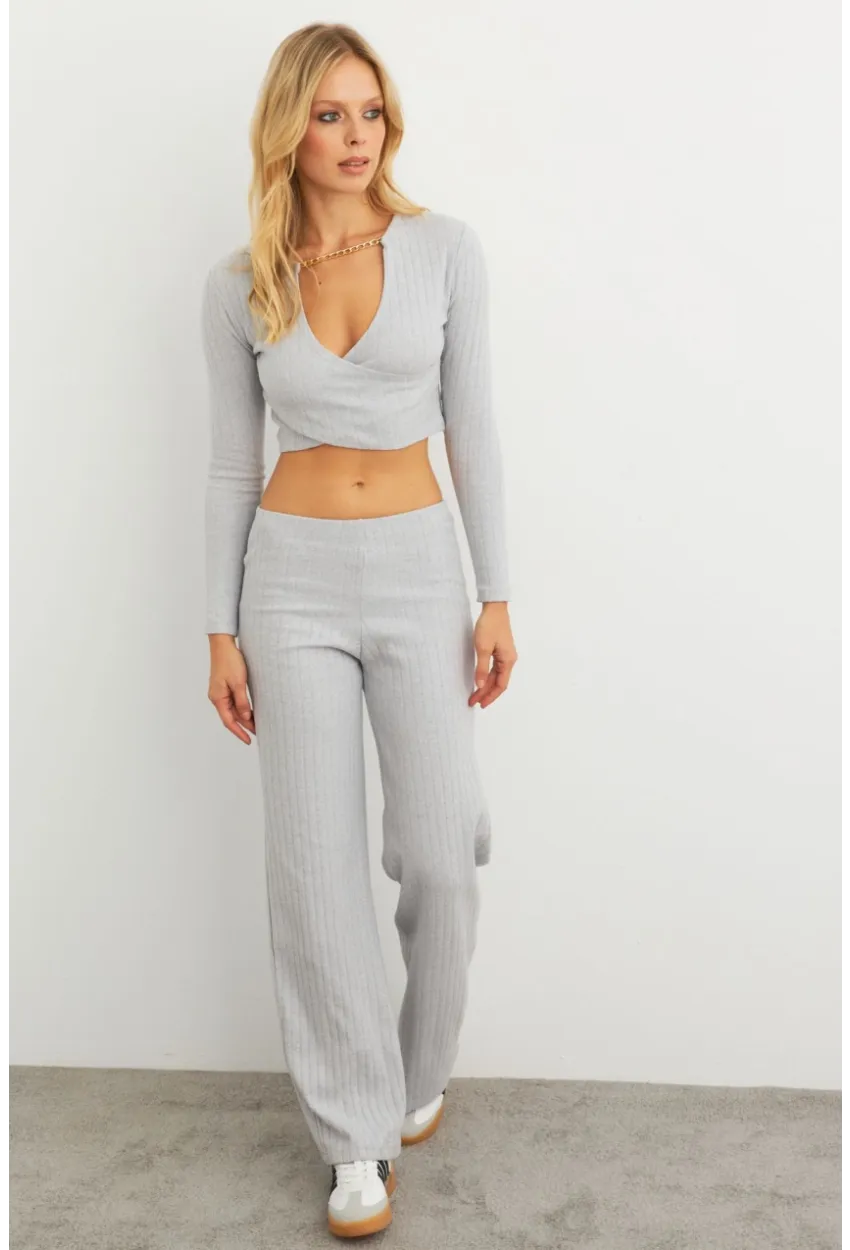 Kadın Gri Crop Üstlü İkili Pantolon Takım XL10052