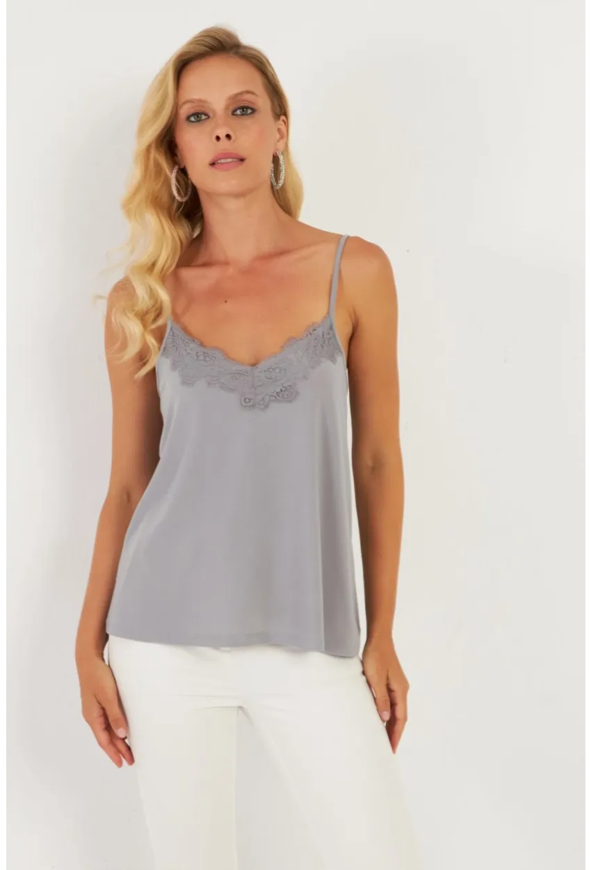 Kadın Gri Dantelli Atlet AYD353