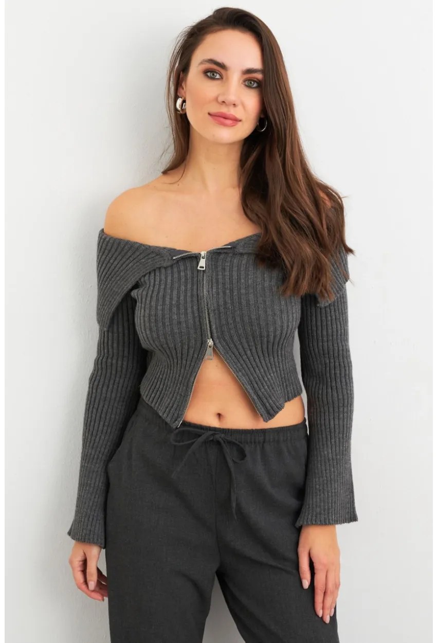 Kadın Gri Devrik Yaka Kısa Hırka TEM103