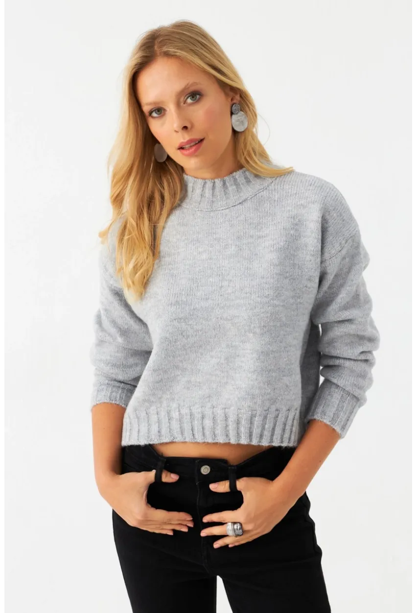 Kadın Gri Kısa Triko Kazak YV301