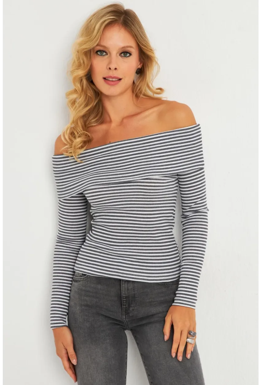 Kadın Gri Madonna Yaka Çizgili Bluz XL2400