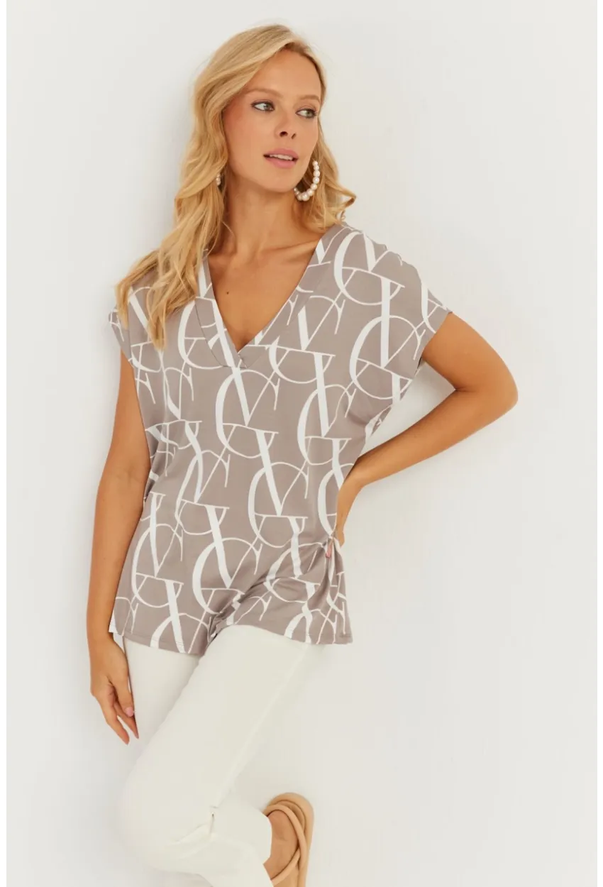 Kadın Gri V Yaka Desenli Bluz AYD293
