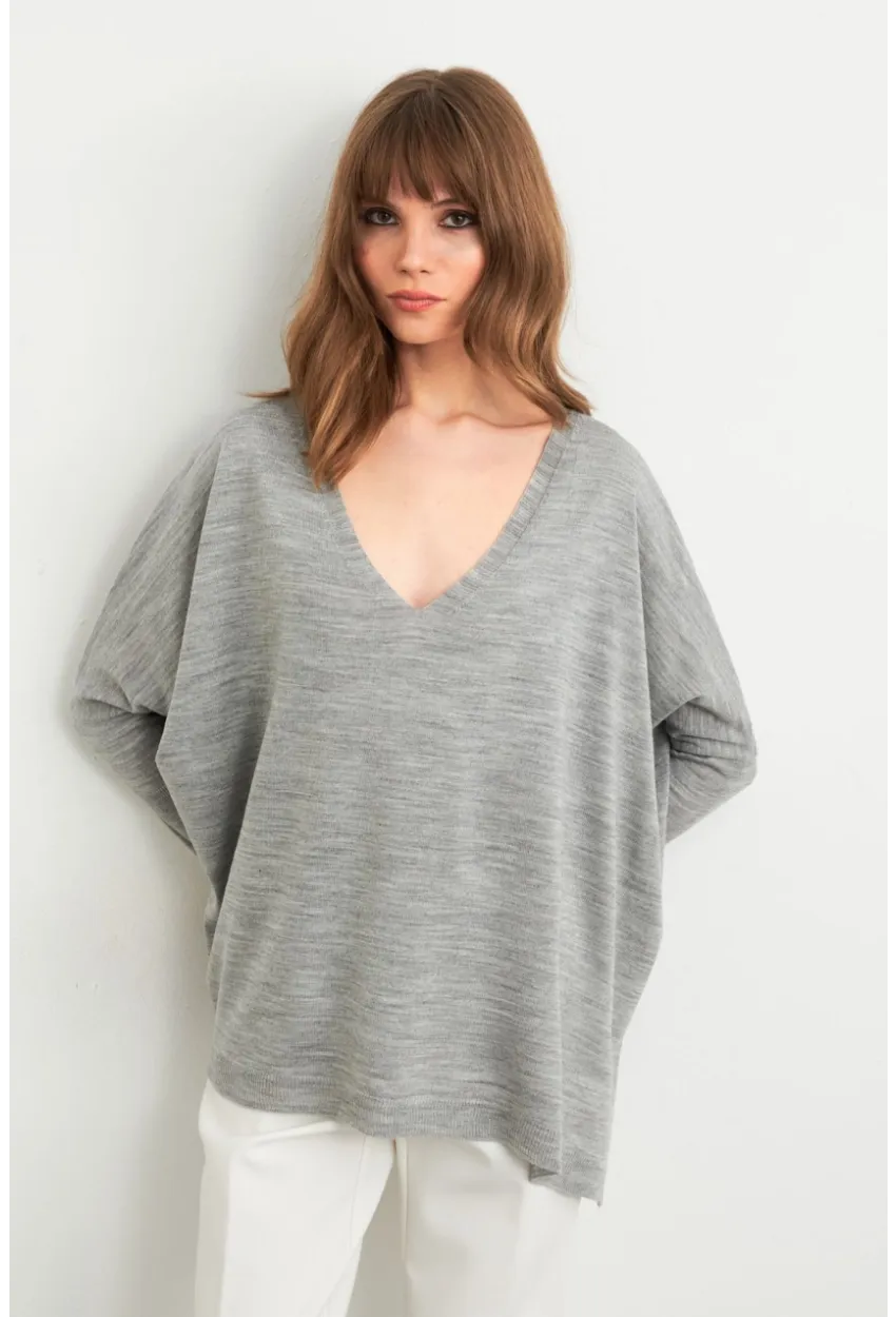 Kadın Gri V Yaka Salaş Bluz YV304