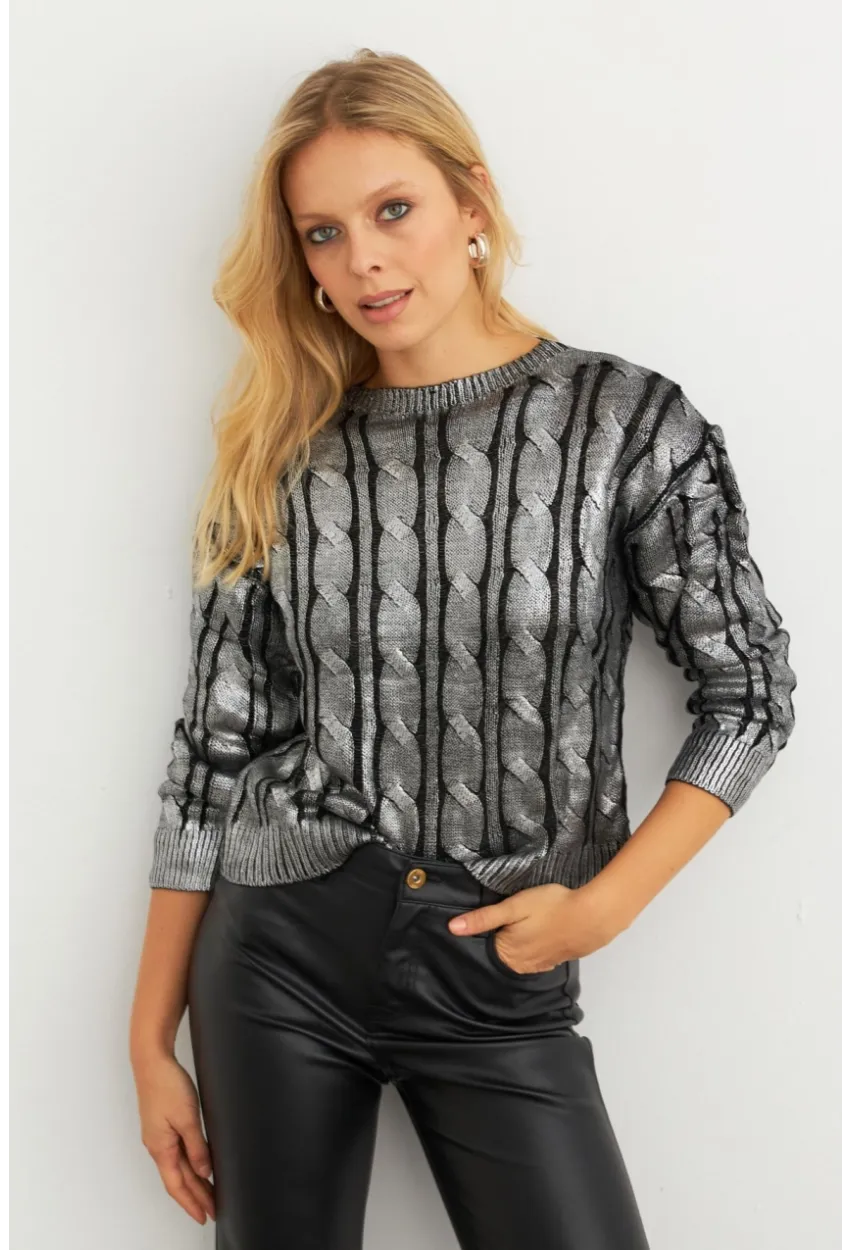 Kadın Gümüş Rengi Saç Örgülü Vatkalı Triko Bluz RM618