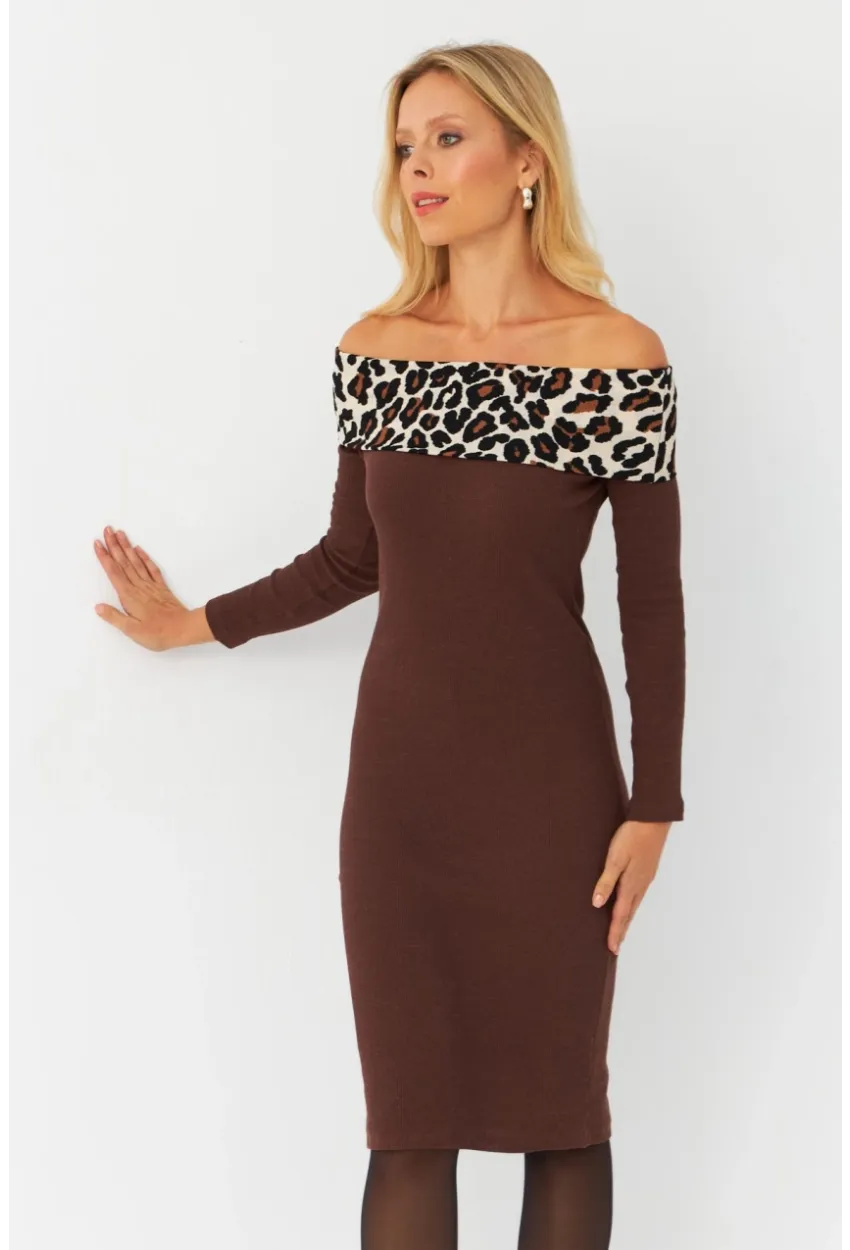 Kadın Kahverengi Leopar Bloklu Madonna Yaka Midi Elbise AYD395