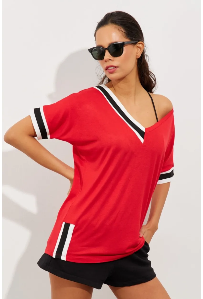 Kadın Kırmızı Kontrast T-Shirt ST396