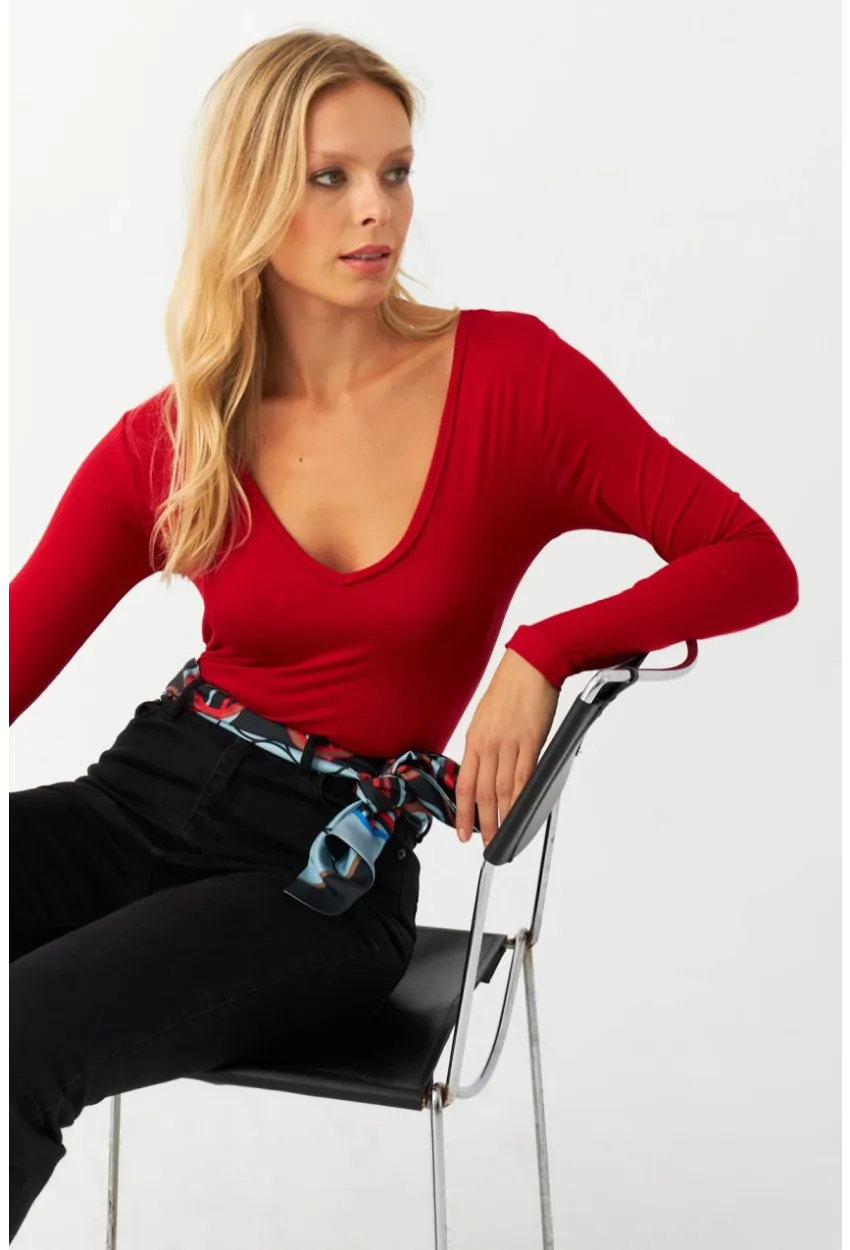 Kadın Kırmızı V Yaka Çıtçıtlı Body Fİ792