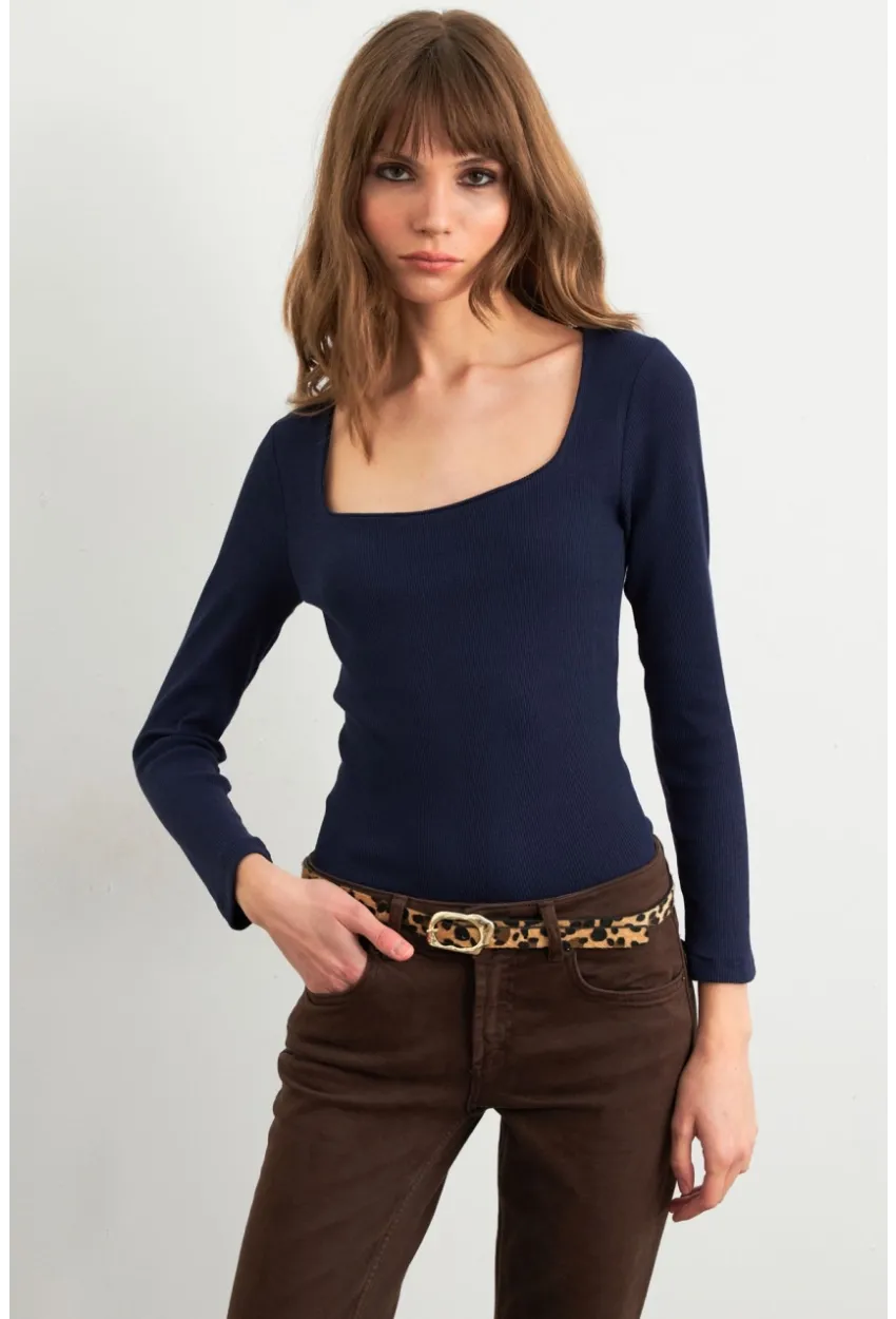 Kadın Lacivert Kare Yaka Kaşkorse Bluz GA101