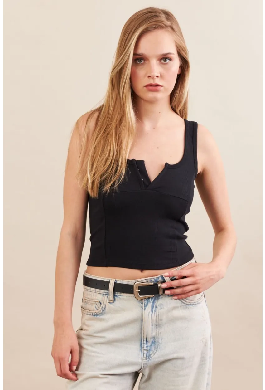 Kadın Siyah Agraflı Kısa Bluz ZH167