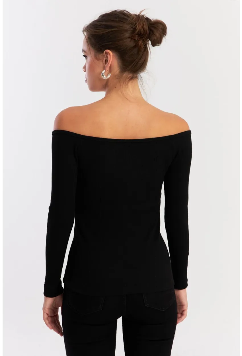 Kadın Siyah Aksesuarlı Kaşkorse Bluz EY2918
