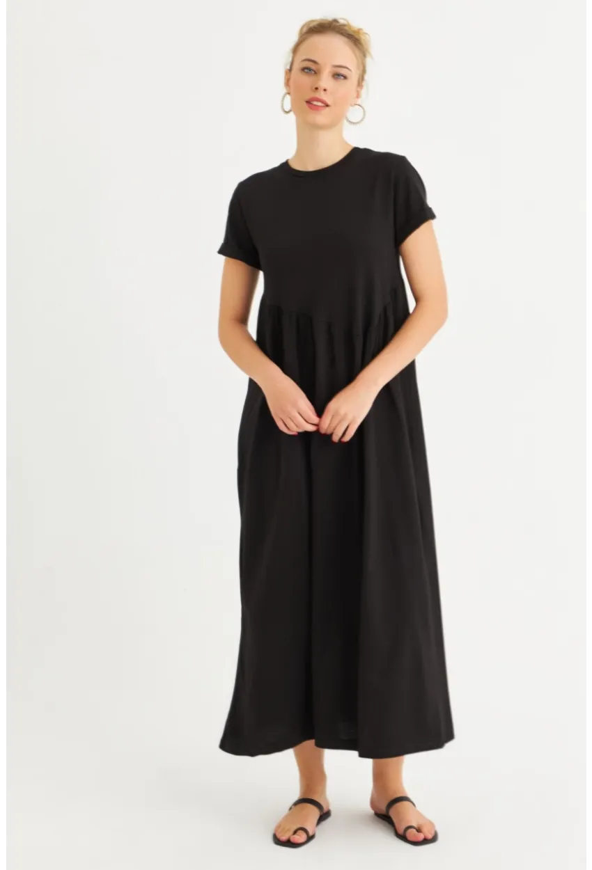 Kadın Siyah Asimetrik Dikişli Maxi Elbise MDMR440