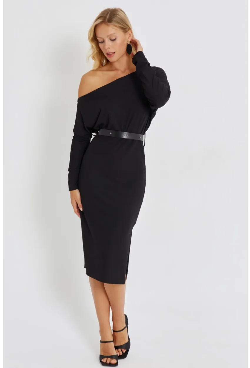 Kadın Siyah Asimetrik Yaka Kemerli Midi Elbise KED4043