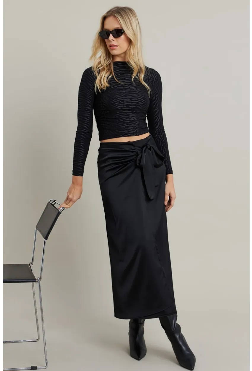 Kadın Siyah Bağlama Detaylı Anvelop Midi Etek CAR1100