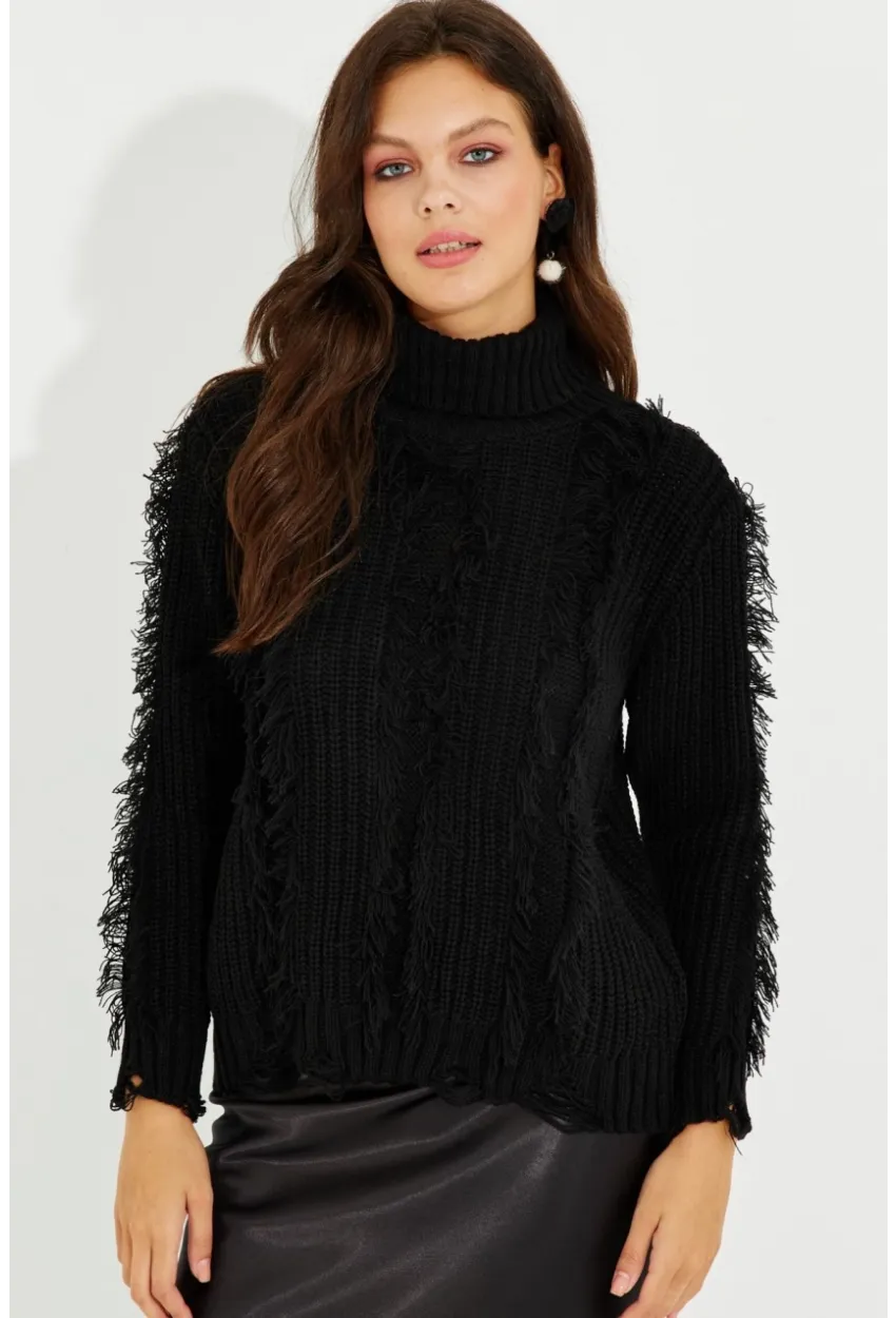 Kadın Siyah Balıkçı Yaka Püsküllü Triko Kazak KZ2471