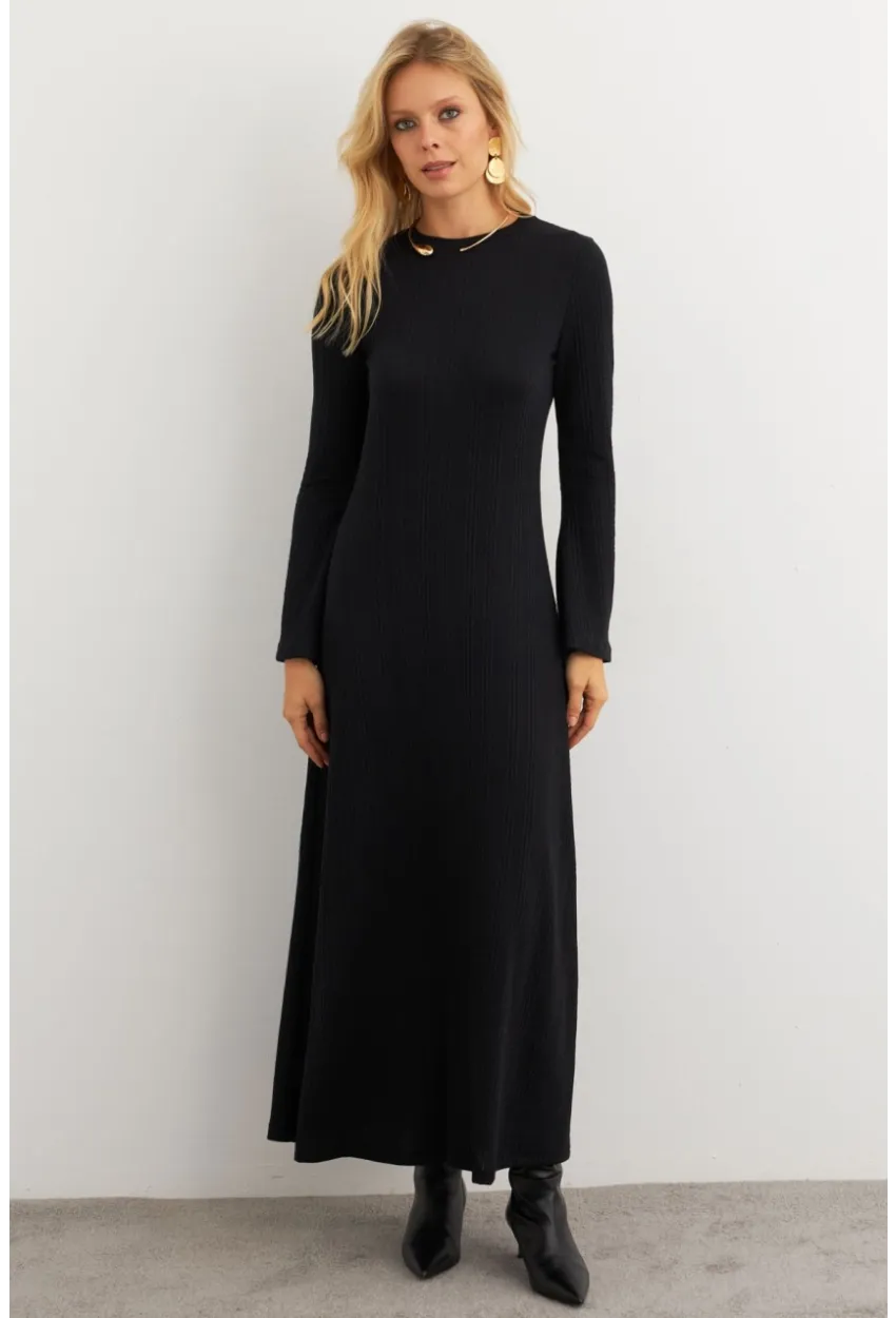 Kadın Siyah Basic Maxi Elbise MTF30