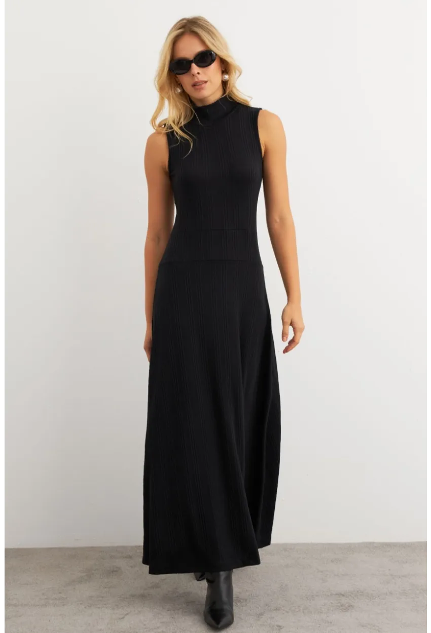 Kadın Siyah Basic Maxi Elbise TF29