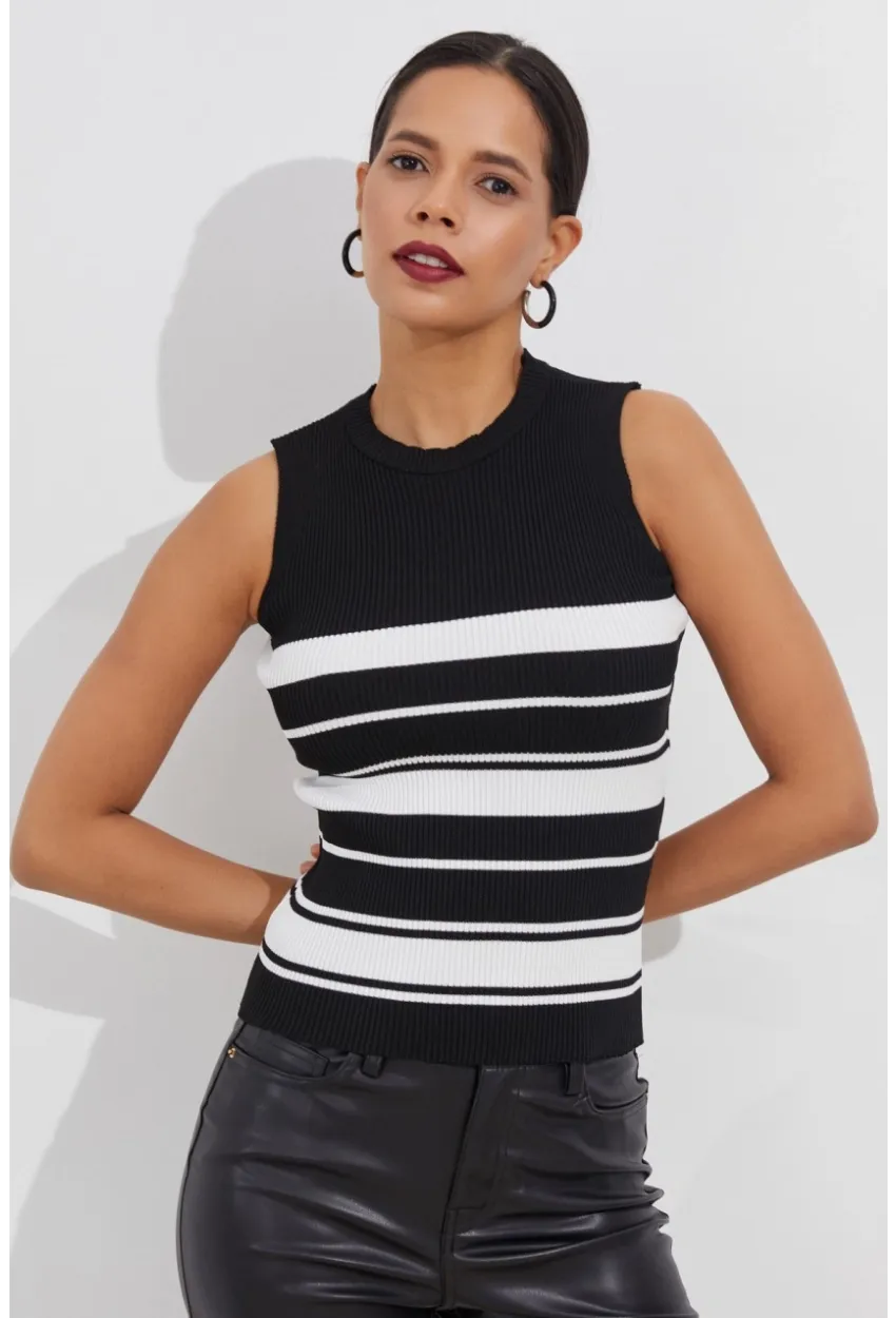 Kadın Siyah-Beyaz Çizgili Kolsuz Triko Bluz YV113