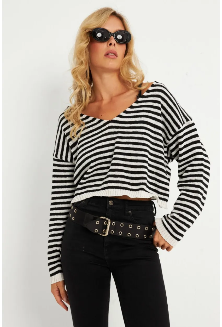 Kadın Siyah-Beyaz Çizgili Triko Bluz YV278