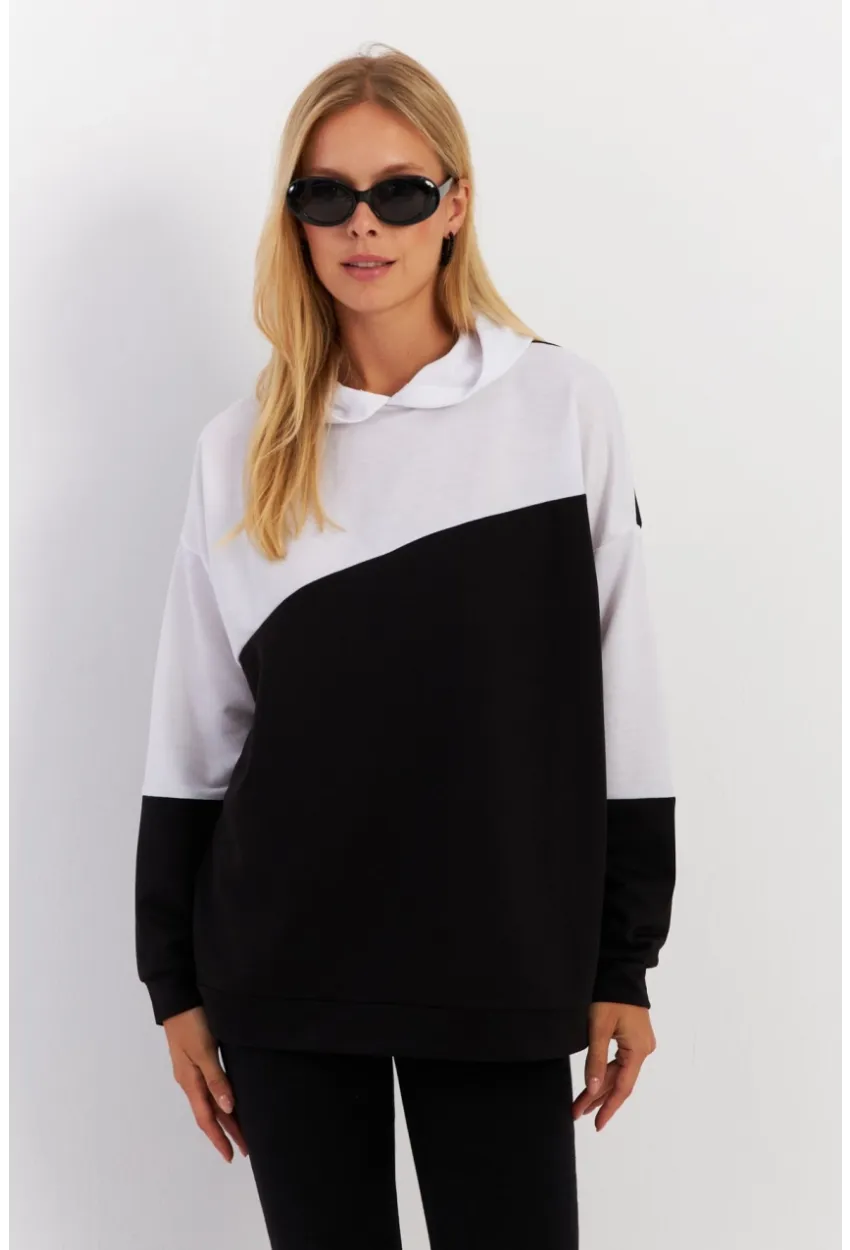 Kadın Siyah-Beyaz Renk Bloklu Kapüşonlu Sweatshirt DA148