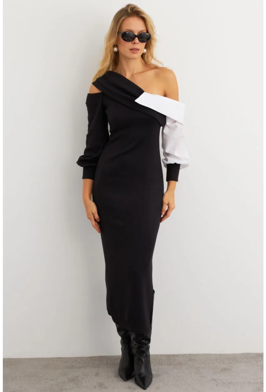Kadın Siyah Blok Kumaşlı Asimetrik Yaka Maxi Elbise KED4469