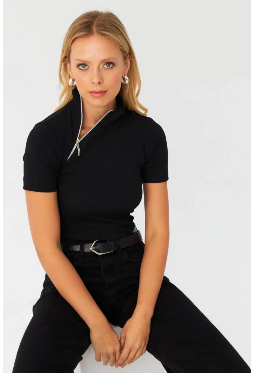 Kadın Siyah Çapraz Fermuarlı Kaşkorse Bluz EY3000