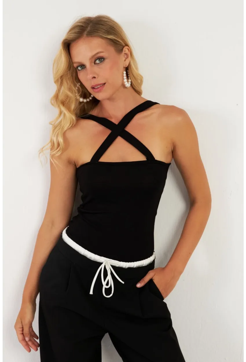 Kadın Siyah Çapraz Yaka Bluz EY2846