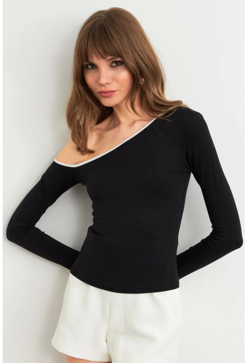 Kadın Siyah Çapraz Yaka Crop Bluz HOR0060
