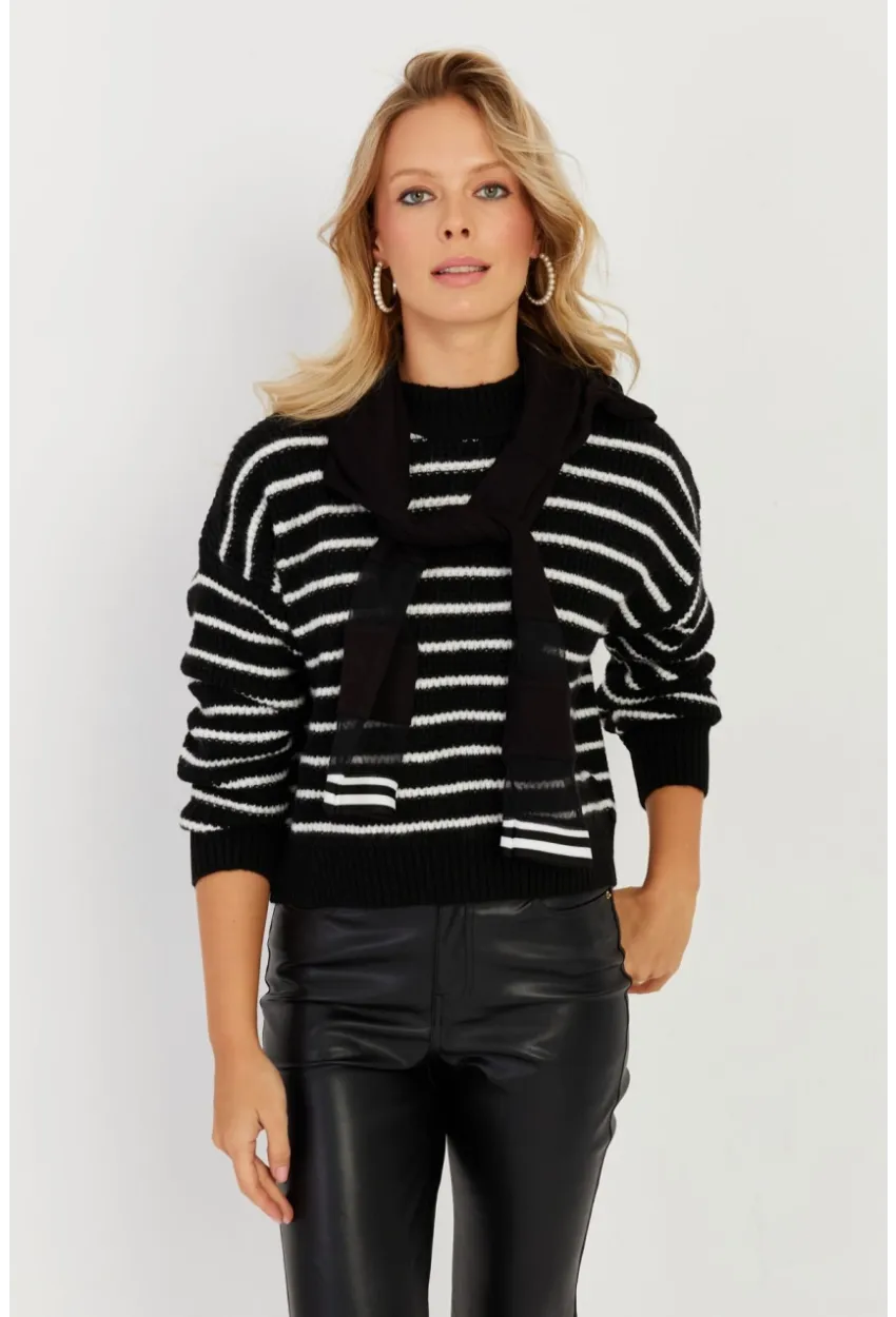 Kadın Siyah Çizgili Kısa Kazak YV219