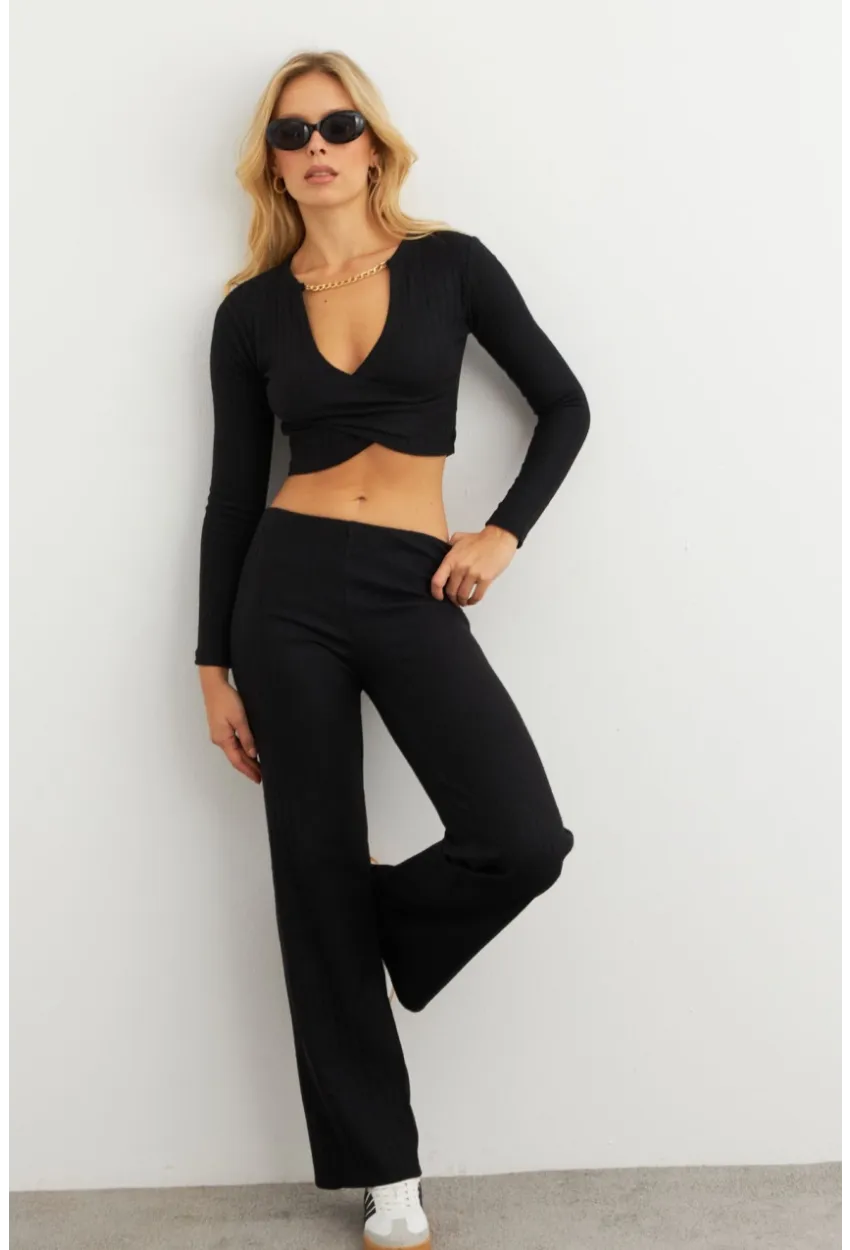 Kadın Siyah Crop Üstlü İkili Pantolon Takım XL10052